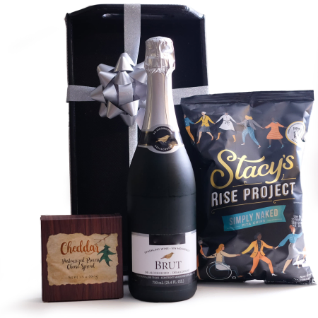 Non-Alchocolic Cider Movie Night Set